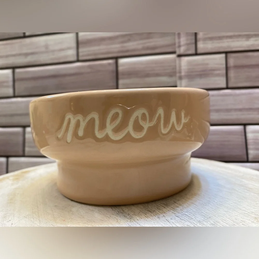 Rae Dunn 🐱“ Meow “ Elevated ceramic Pet cat Bowl Dusty pink New